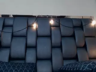lady-30's Live Sex Cam Show