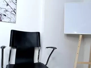 lady-30's Live Sex Cam Show
