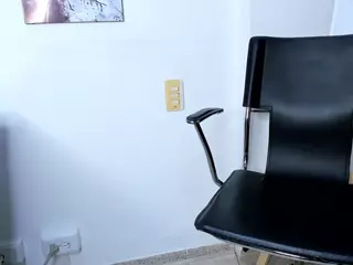 lady-30's Live Sex Cam Show