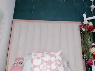lady-30's Live Sex Cam Show