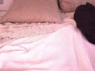 Miia Kay 🌸s Live-Sex-Cam-Show