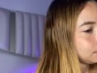 Queenn-angelique's Live Sex Cam Show