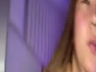 Queenn-angelique's Live Sex Cam Show