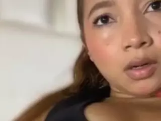 Queenn-angelique's Live Sex Cam Show