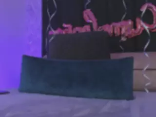 Scarlett-Vegga's Live Sex Cam Show