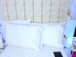 Laura Smith's Live Sex Cam Show