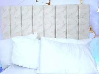 Laura Smith's Live Sex Cam Show