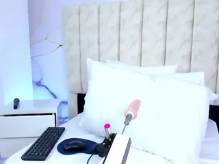 Laura Smith's Live Sex Cam Show