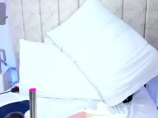 Laura Smith's Live Sex Cam Show