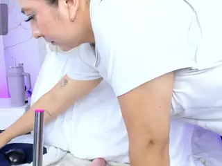 Laura Smith's Live Sex Cam Show