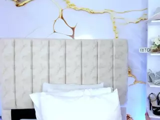 Laura Smith's Live Sex Cam Show