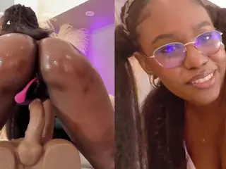 RachelStonne's Live Sex Cam Show