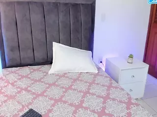 Sophia-Clark8's Live Sex Cam Show