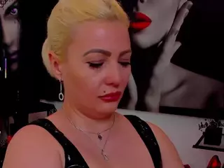 DemiSweet's Live Sex Cam Show