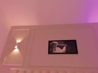 Anniemartinezz's Live Sex Cam Show