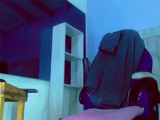 hannilest's Live Sex Cam Show