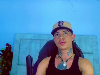 hannilest's Live Sex Cam Show