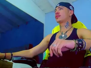 hannilest's Live Sex Cam Show