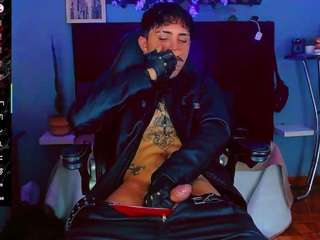Live cam show with HannibalLest203