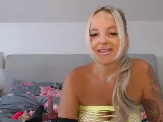 Jenna-Cherry's Live Sex Cam Show