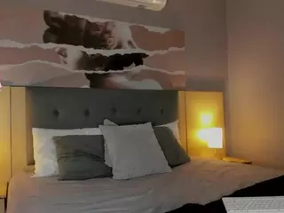 lucylovelyy1's Live Sex Cam Show