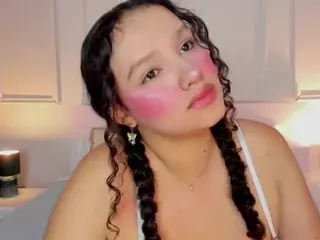 lucylovelyy1's Live Sex Cam Show