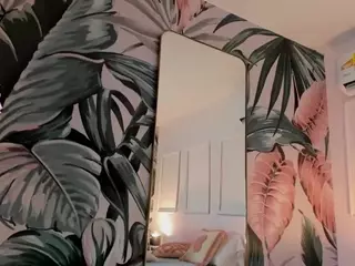 lucylovelyy1's Live Sex Cam Show