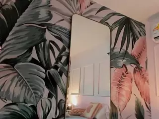 lucylovelyy1's Live Sex Cam Show