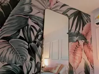 lucylovelyy1's Live Sex Cam Show