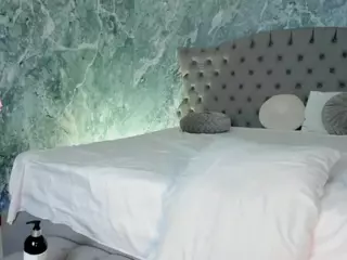 lucylovelyy1's Live Sex Cam Show