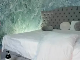 lucylovelyy1's Live Sex Cam Show