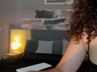 lucylovelyy1's Live Sex Cam Show