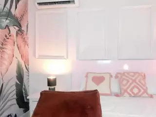 lucylovelyy1's Live Sex Cam Show