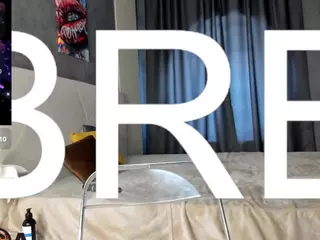 Beatrice's Live Sex Cam Show