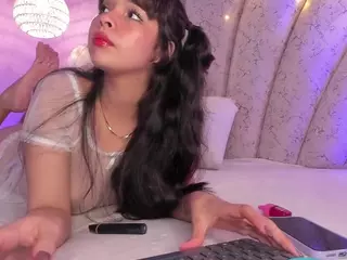 chloe-watsonxx's Live Sex Cam Show