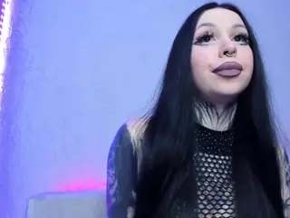 Gorgeous-Luna's Live Sex Cam Show