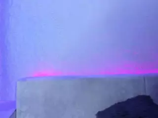 Gorgeous-Luna's Live Sex Cam Show