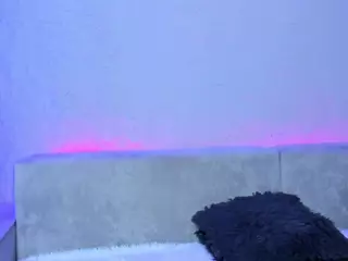 Gorgeous-Luna's Live Sex Cam Show