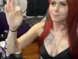 Missy13's Live Sex Cam Show