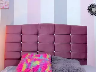 Camcrush4's Live Sex Cam Show