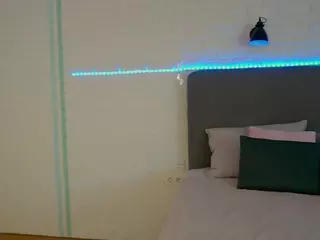 Hailey-Green's Live Sex Cam Show