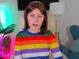 Hailey-Green's Live Sex Cam Show