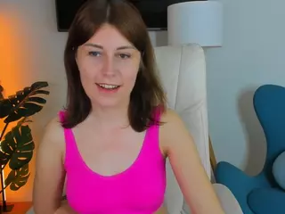 Hailey-Green's Live Sex Cam Show