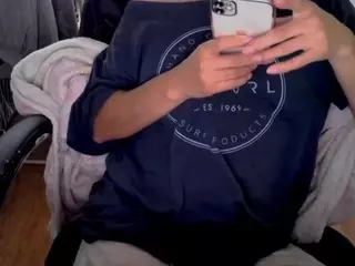 sunny-girl18's Live Sex Cam Show