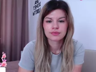 Asti757's Live Sex Cam Show