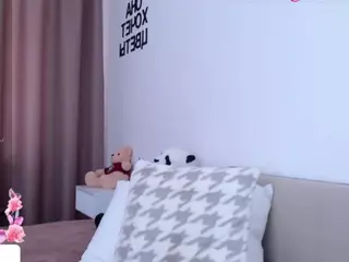 Asti757's Live Sex Cam Show