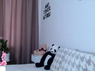 Asti757's Live Sex Cam Show