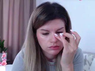 Asti757's Live Sex Cam Show