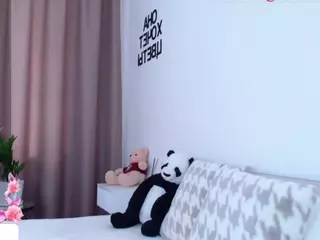 Asti757's Live Sex Cam Show