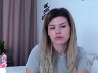 Asti757's Live Sex Cam Show